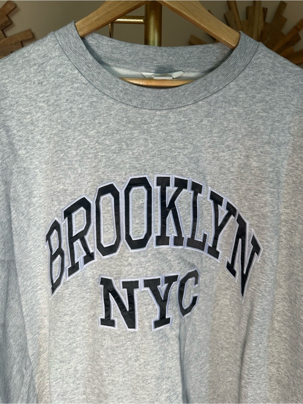 H&M Brooklyn NYC Light Heather Grey Sweatshirt - Picture 3 of 4